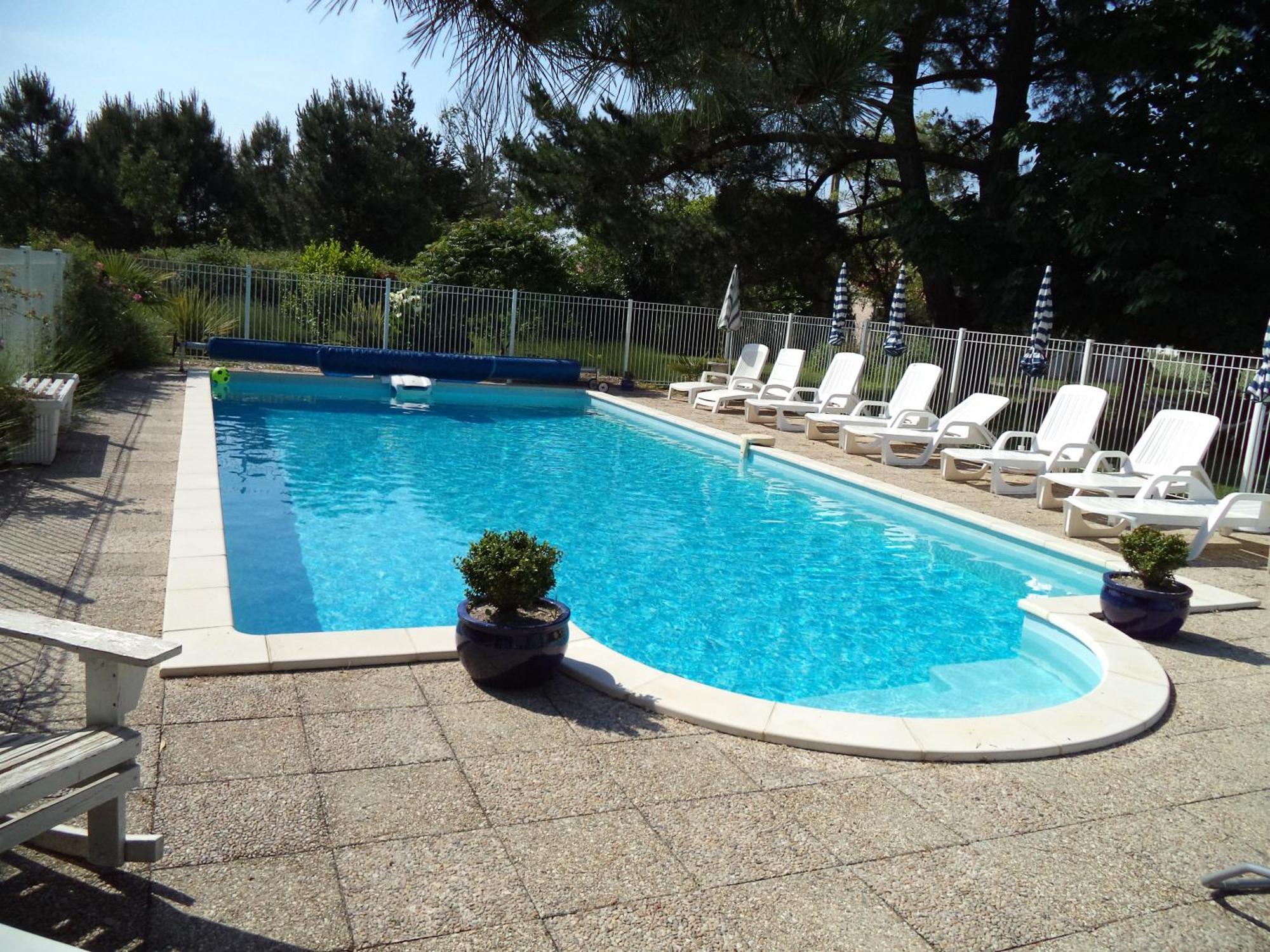 Le Manoir Lacustre Queyrac Exterior foto